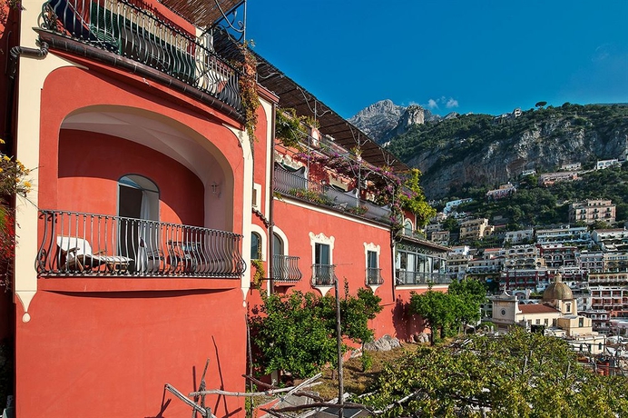 Imagen de los exteriores del Hotel Miramare, Positano. Foto 14