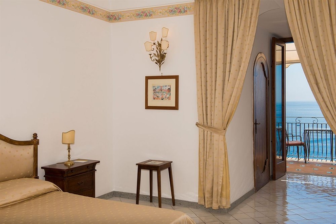 Imagen de la habitación del Hotel Miramare, Positano. Foto 10
