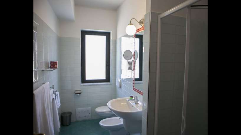 Imagen de la habitación del Hotel Miramare, Rossano. Foto 12