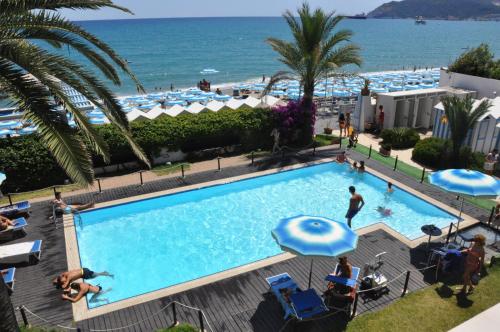 Imagen general del Hotel Miramare, Savona. Foto 1