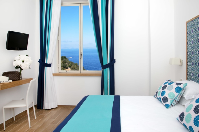 Imagen de la habitación del Hotel Miramare, Sorrento. Foto 8