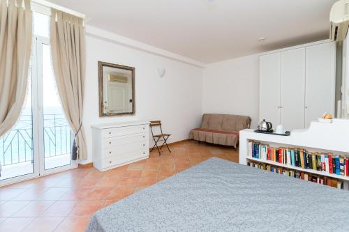 Imagen general del Hotel Miramare, Spotorno. Foto 5
