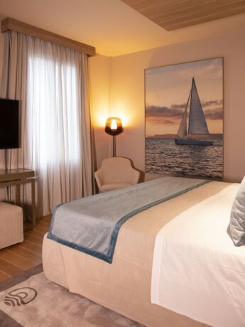 Imagen general del Hotel Miramare Suites. Foto 1