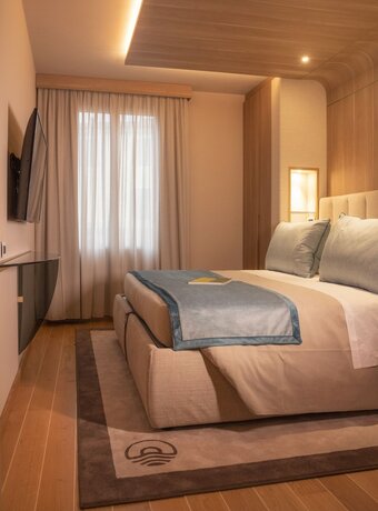 Imagen de la habitación del Hotel Miramare Suites. Foto 11
