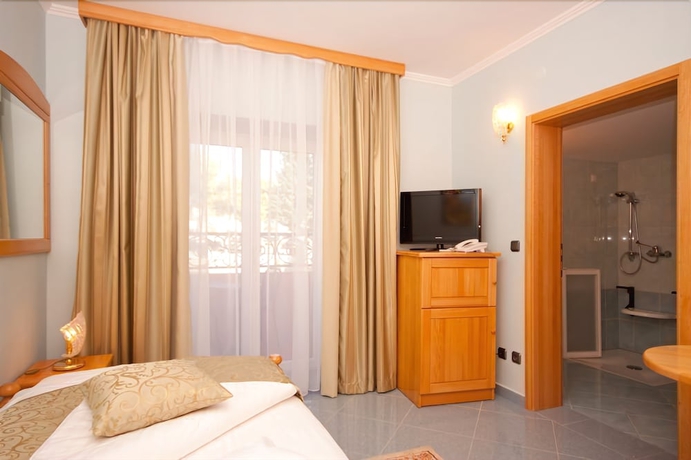 Imagen de la habitación del Hotel Miramare, Vodice. Foto 5