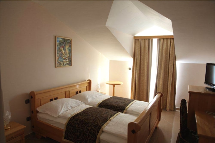 Imagen de la habitación del Hotel Miramare, Vodice. Foto 12