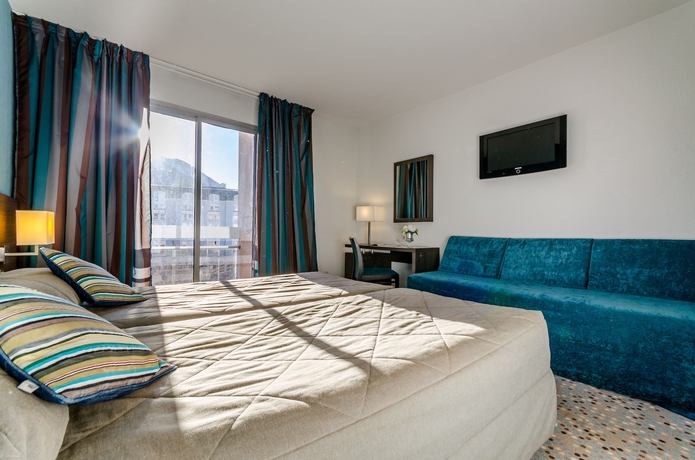 Imagen de la habitación del Hotel Miramont. Foto 7