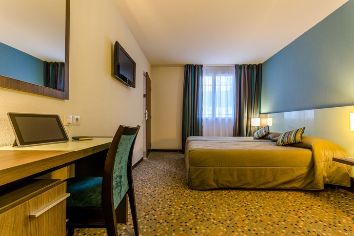 Imagen de la habitación del Hotel Miramont. Foto 8