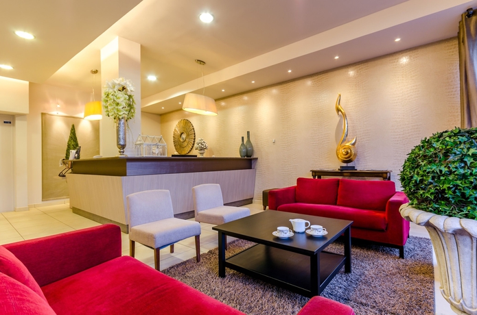 Imagen de los interiores del Hotel Miramont. Foto 17