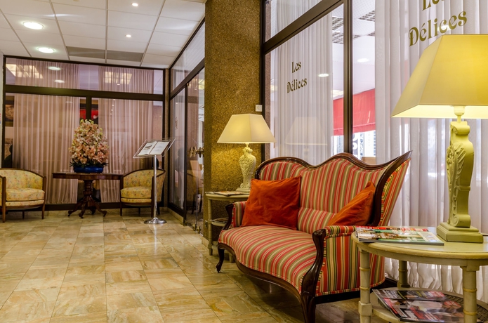 Imagen de los interiores del Hotel Miramont. Foto 18