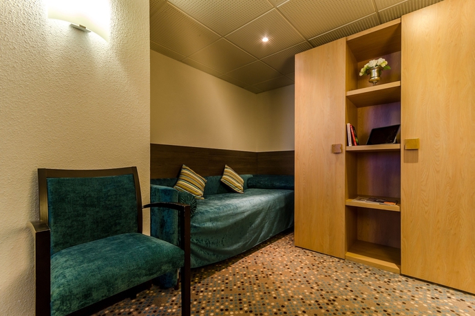 Imagen de la habitación del Hotel Miramont. Foto 12