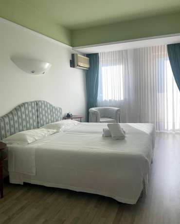 Imagen de la habitación del Hotel Miramonti, Cillian. Foto 3