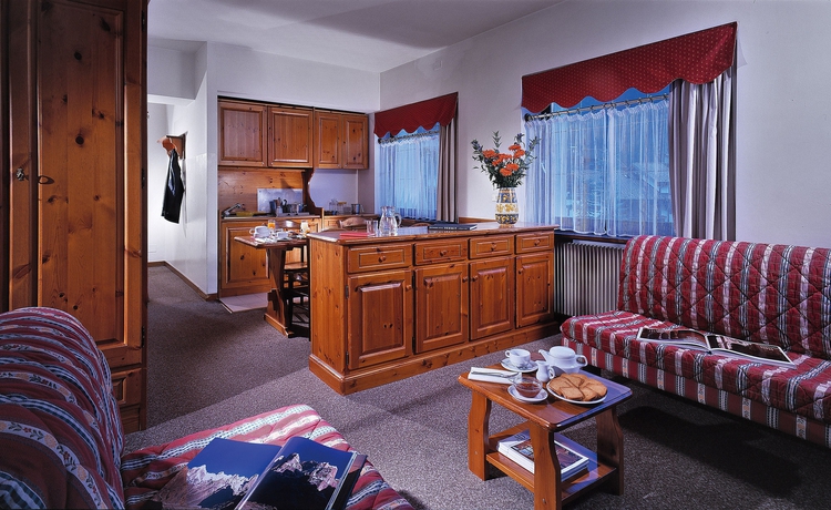 Imagen de la habitación del Hotel Miramonti Corvara. Foto 7