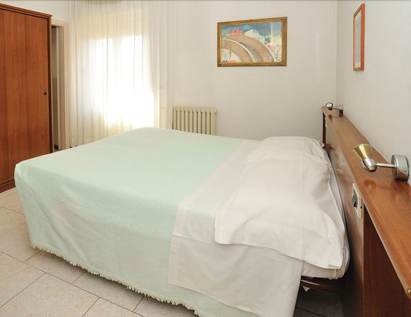Imagen de la habitación del Hotel Miramonti, Gallo. Foto 7
