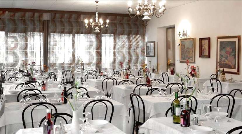 Imagen del bar/restaurante del Hotel Miramonti, Gallo. Foto 4