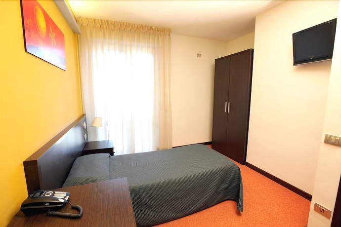 Imagen de la habitación del Hotel Miramonti, Potenza. Foto 8