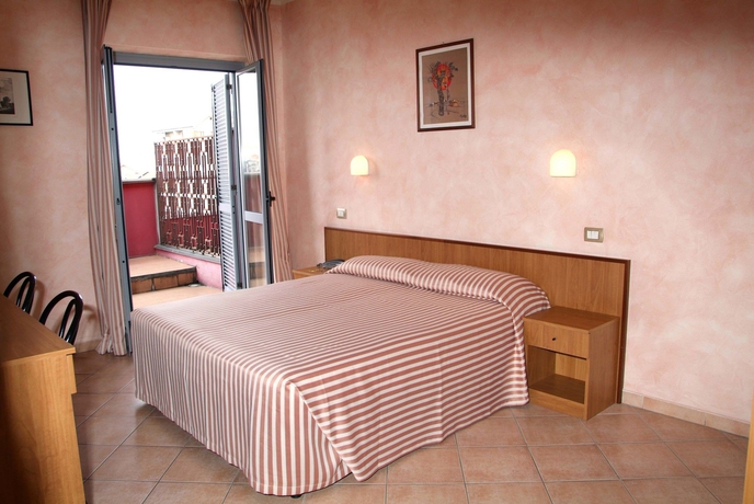 Imagen de la habitación del Hotel Miramonti, Turín. Foto 4