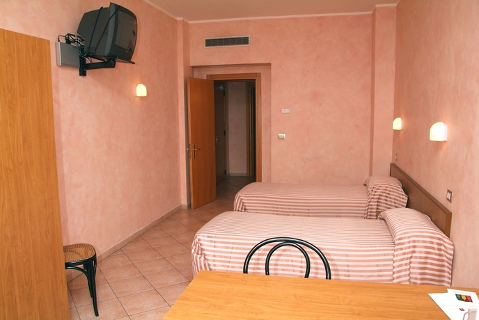 Imagen de la habitación del Hotel Miramonti, Turín. Foto 13