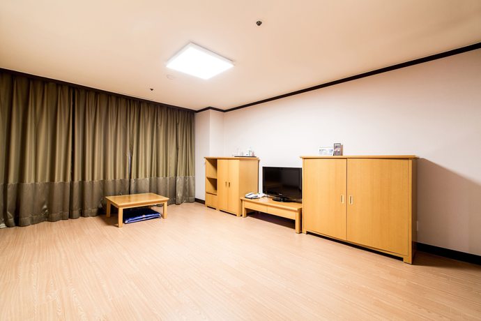 Imagen de la habitación del Hotel Miranda, Icheon. Foto 12
