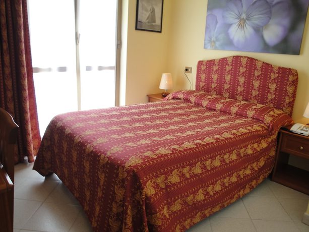 Imagen de la habitación del Hotel Miranda, Varazze. Foto 8