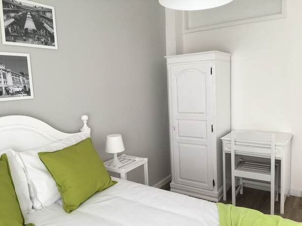 Imagen de la habitación del Hotel Mirandesa Guesthouse. Foto 15