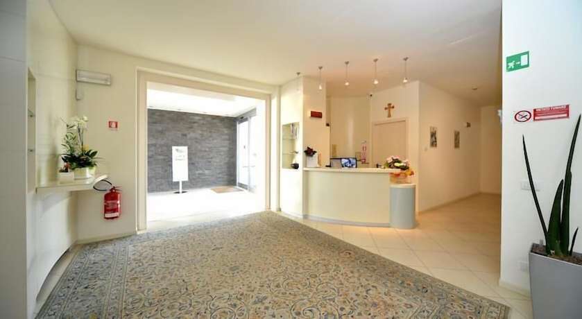 Imagen de los interiores del Hotel Mirandola. Foto 19