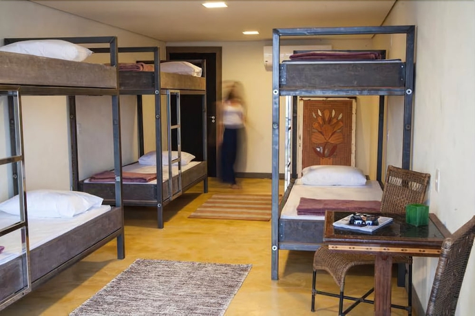 Imagen de la habitación del Hotel Mirante Do Arvrao. Foto 9