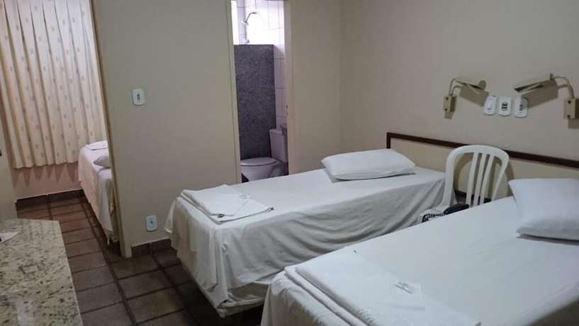 Imagen de la habitación del Hotel Mirante, Governador Valadares. Foto 16