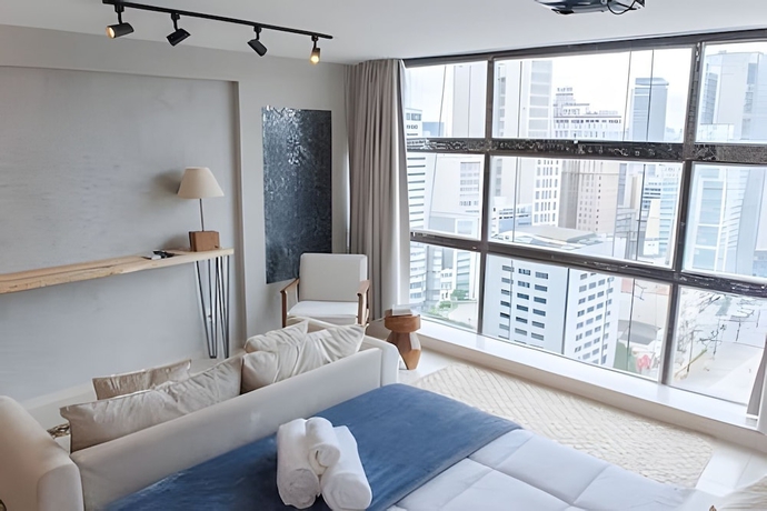 Imagen de la habitación del Hotel Mirante do Vale - o Pr&eacute;dio do Sampa Sky. Foto 8