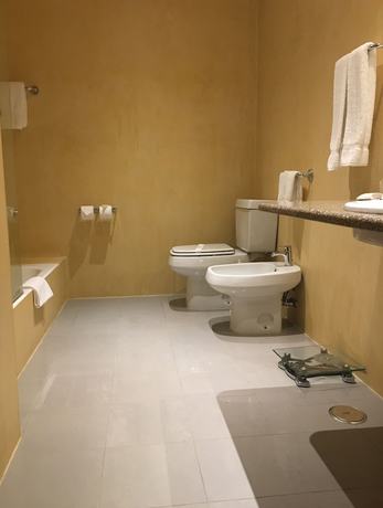 Imagen de la habitación del Hotel Miraparque Lisboa. Foto 9