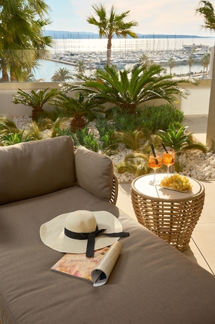 Imagen de la habitación del Hotel Mirari Boutique. Foto 16