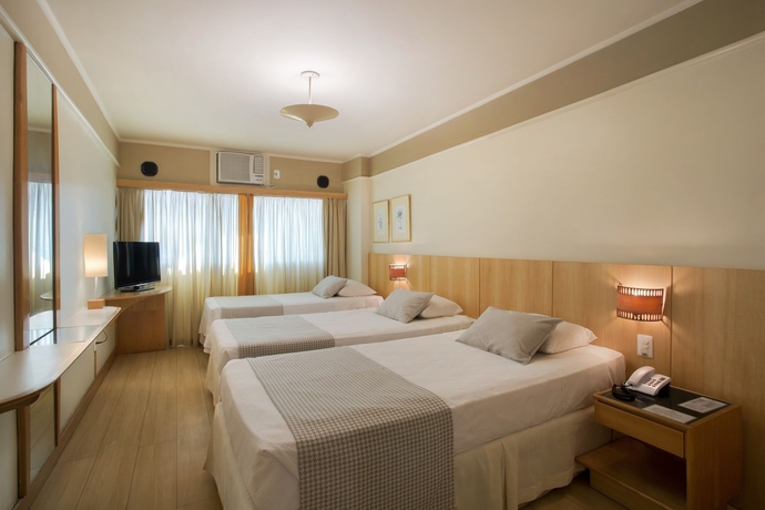 Imagen de la habitación del Hotel Mirasol Copacabana. Foto 5