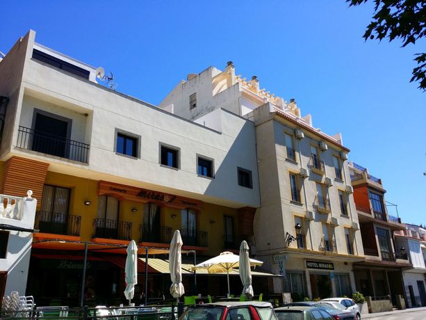 Imagen de los exteriores del Hotel Mirasol. Foto 13