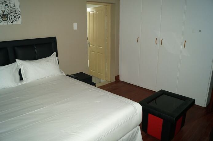 Imagen general del Hotel Miraton Eastgate Suites. Foto 10