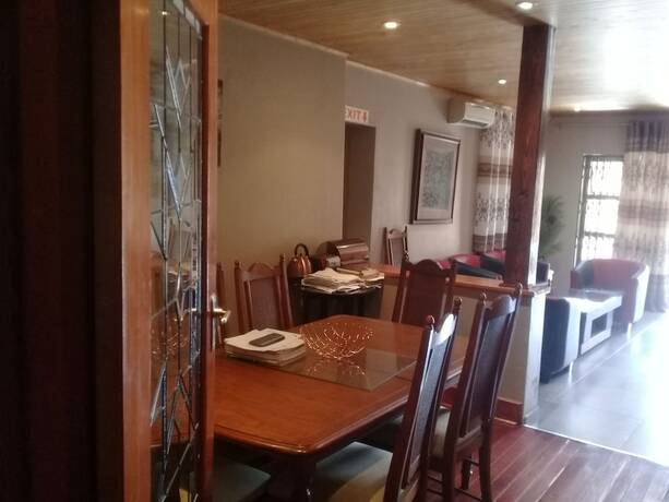 Imagen general del Hotel Miraton Eastgate Suites. Foto 11