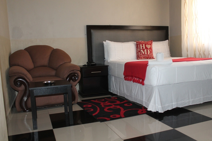 Imagen de la habitación del Hotel Miraton Guest Lodge. Foto 12