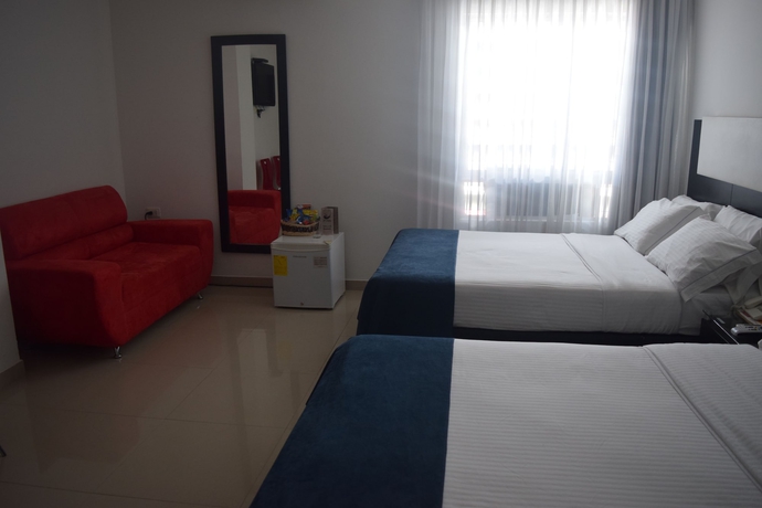 Imagen de la habitación del Hotel Miraval, Monteria. Foto 6