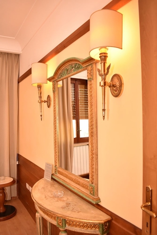 Imagen de la habitación del Hotel Miravalle, Astroni. Foto 7