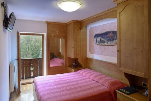 Imagen de la habitación del Hotel Miravalle, Auronzo di Cadore. Foto 8