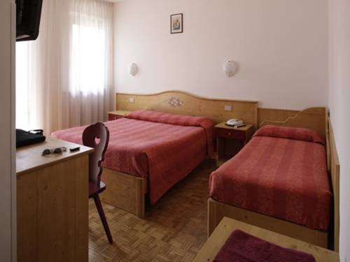 Imagen de la habitación del Hotel Miravalle, Auronzo di Cadore. Foto 10