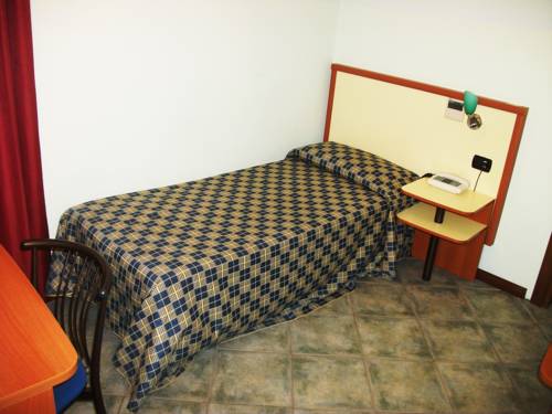 Imagen de la habitación del Hotel Miravalle, Ribera. Foto 11