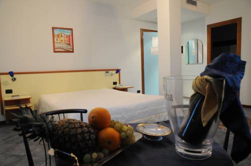 Imagen de la habitación del Hotel Miravalle, Ribera. Foto 13