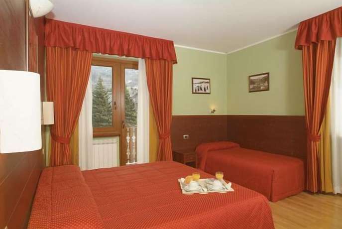 Imagen de la habitación del Hotel Miravalle, Sauze D'oulx. Foto 5
