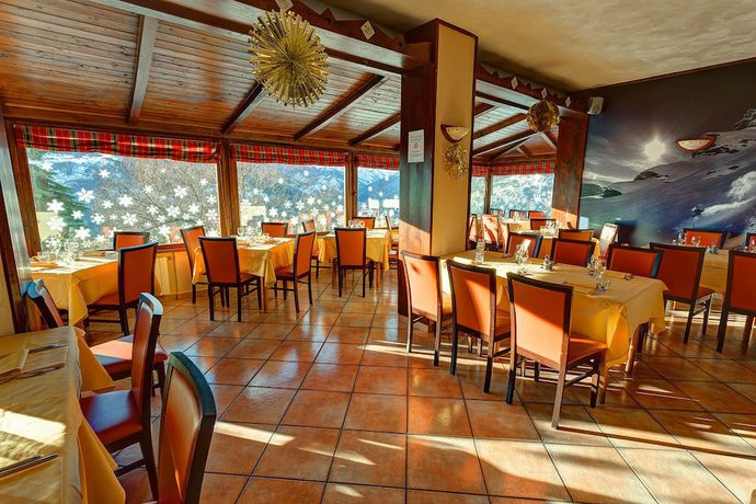 Imagen del bar/restaurante del Hotel Miravalle, Sauze D'oulx. Foto 3