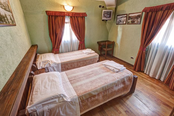 Imagen de la habitación del Hotel Miravalle, Sauze D'oulx. Foto 8