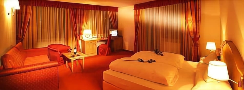 Imagen de la habitación del Hotel Miravalle, Selva di Val Gardena. Foto 8