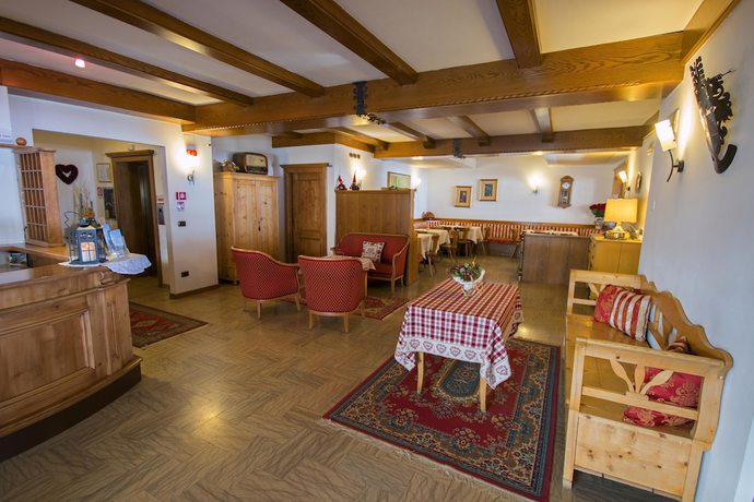 Imagen del bar/restaurante del Hotel Miravalle, Soraga. Foto 3