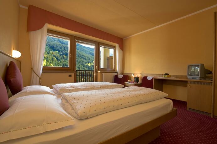 Imagen de la habitación del Hotel Miravalle, VALDIDENTRO. Foto 17