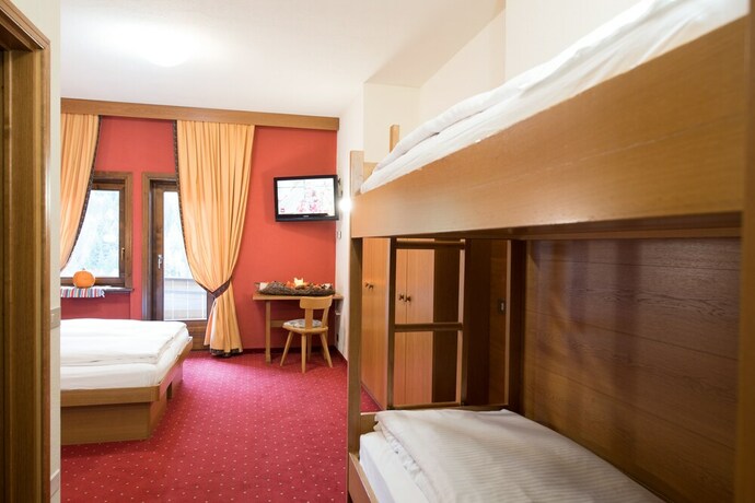 Imagen de la habitación del Hotel Miravalle, VALDIDENTRO. Foto 35