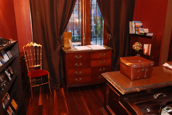 Imagen de los interiores del Hotel Miravida Soho and Wine Bar. Foto 16